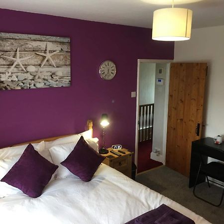 Moonraker Private Room In Our Cosy Cottage Home St Austell Extérieur photo